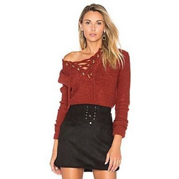 ✨x REVOLVE Rocky Sweater in Strawberry
Lovers and Friends✨ - Picture 1 of 8